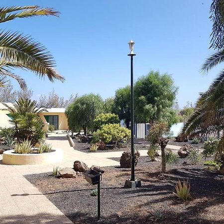 Appartement Bouganville Rez-De-Chaussee Wifi Costa De Antigua Luaran gambar
