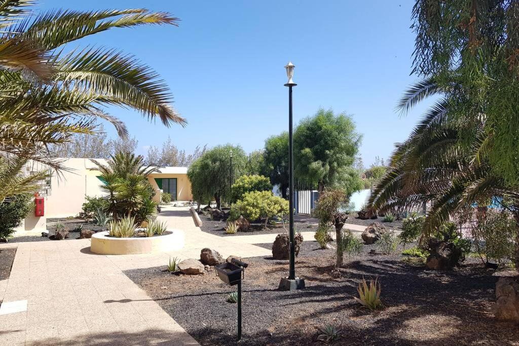 Appartement Bouganville Rez-De-Chaussee Wifi Costa De Antigua Luaran gambar