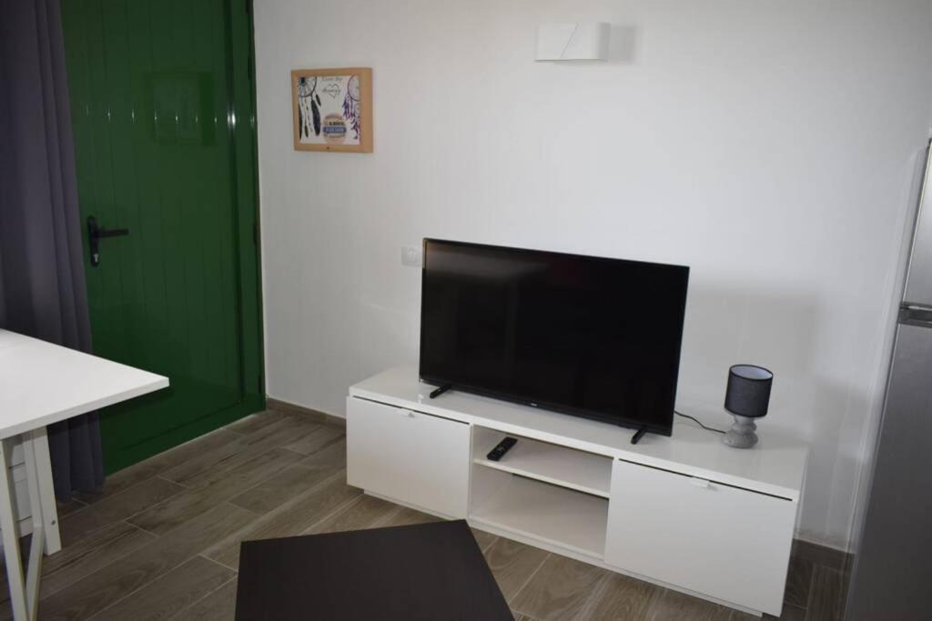 Appartement Bouganville Rez-De-Chaussee Wifi Costa De Antigua Luaran gambar